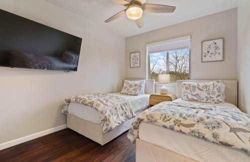 Pool, Games, King Suite 3BR Sleeps 9 - Foto 19