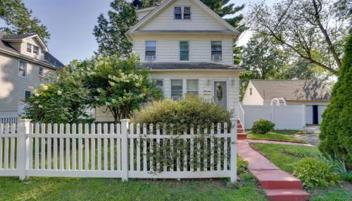 11 Mi to Manhattan Pet-Friendly Duplex with Yard! - Foto 3