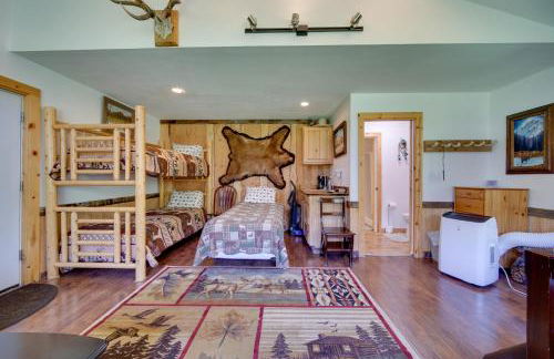 Cozy Countryside Cabin in Robie Creek Park! - Foto 16