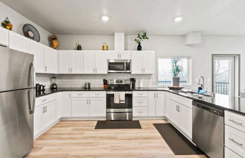 Spacious NEW 2 bed 2 bath apt by Downtown Spokane - Foto 2