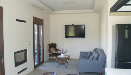 ΒΙΛΑ ΧΡΥΣΟΥΛΑ - Foto 5