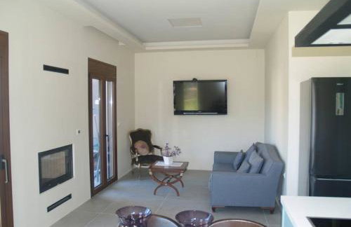 ΒΙΛΑ ΧΡΥΣΟΥΛΑ - Photo 5