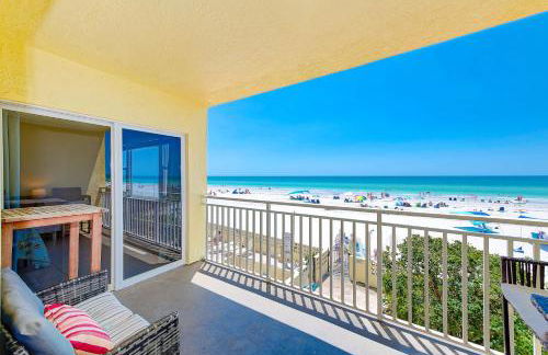 Beachfront Heated PoolSpa King Bed Sleeps Ten 104 - Photo 30