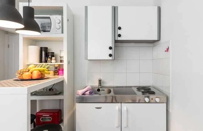 Bright & Modern on Top Location - Foto 11