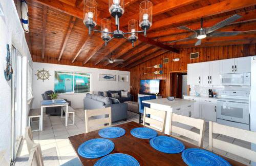 Waterfront Anchor House with Boat Basin & Ramp - Foto 10