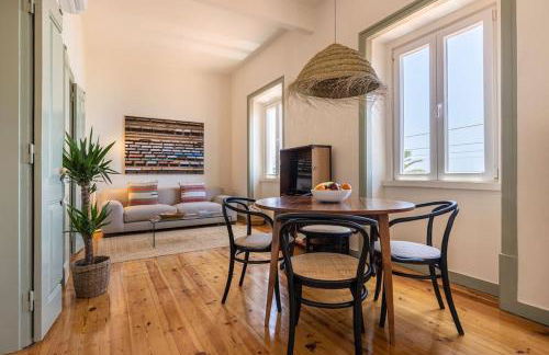 Monte Estoril Train Station - Seaside Apartment - Photo 7