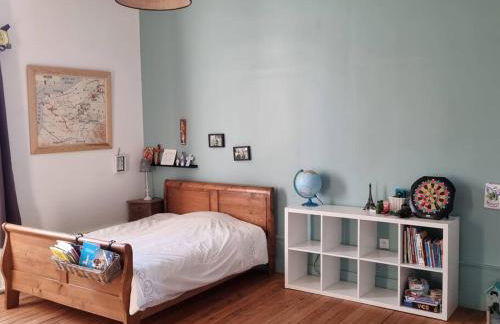 Grande maison familiale plein centre vieux Laval - Foto 16