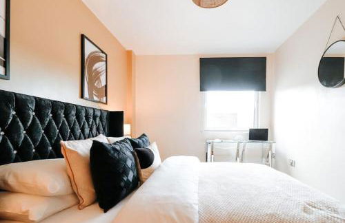 Bay View Apartment, by Solace Stays - Photo 25