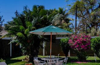 Casa em condomínio com piscina - Foto 3