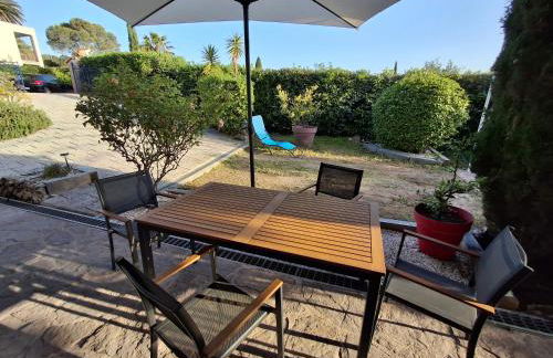 Appt 83m2 rez de jardin dans villa parc privé balcon vue mer - Foto 25