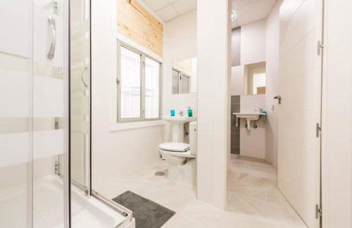 M&F Apartaments Gran Via - Photo 14