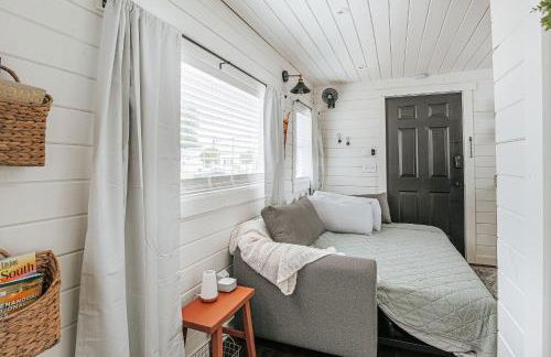 Downtown Tiny Home near Shenandoah National Park - Foto 26