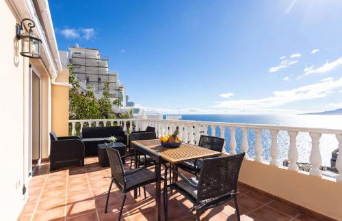 Home2Book Amazing Sea Views, Terrace & Pool - Foto 1