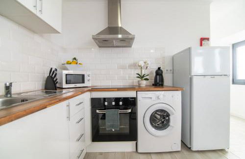 Azores Black Mountain House, Estúdio e T2 Ilha do Pico - Photo 9