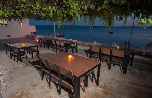 Seaside Luxury Suites - Photo 52