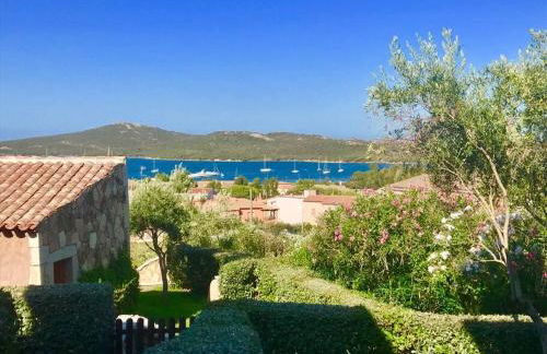 Boutique Apartment no 24 with Sea View and large Pool - Photo 26