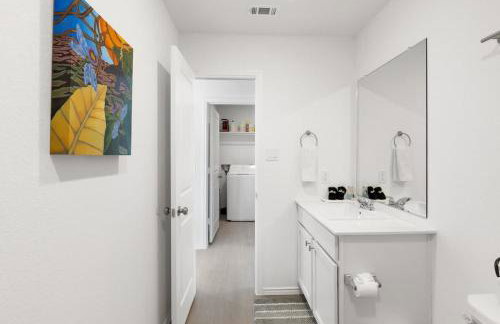 Modern Cozy Home - Gym - Quiet Street - Sleeps 4 - Foto 5