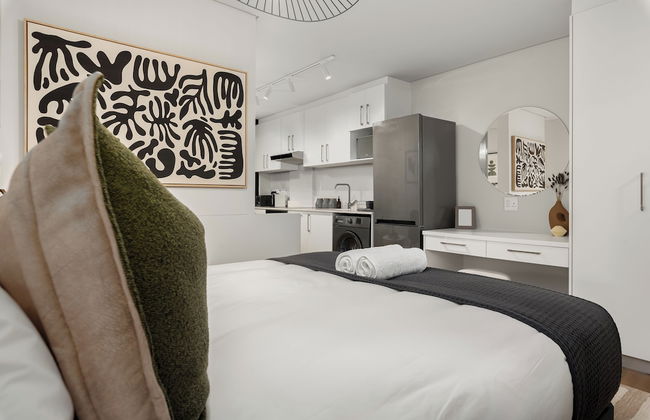 The Tokyo 003 - Photo 6