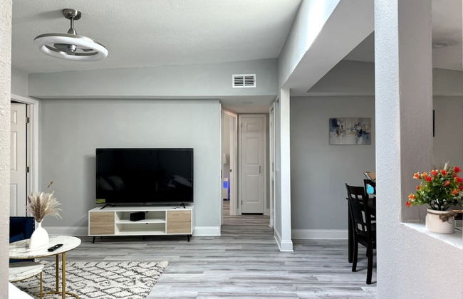 New Fresh House in Seminole Close to Beach - Foto 29