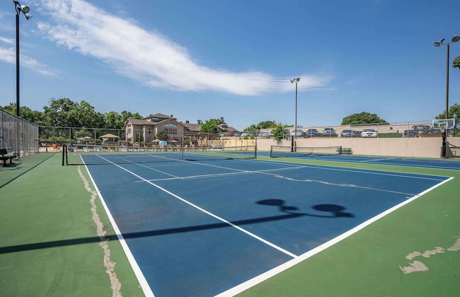 Highland Hideaway - Branson - Local Attractions, On-site Amenities & More! - Photo 23