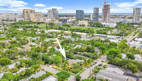 Palm Haven - Tropical Chic Home with Pool in Grandview Heights - Foto 2