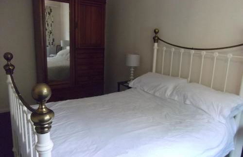 Hall Dale View near Matlock & Peak District - Photo 16