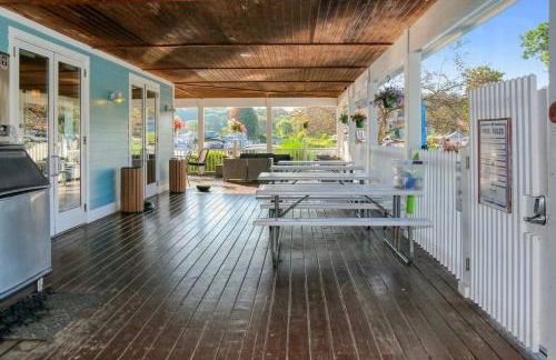 Spacious Dog-Friendly Getaway with Year-Round Pool & Hot Tub - Foto 57