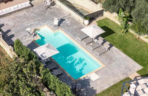 Villa Aris: A Serene Experience, 3BRs, Pool & Bbq - Photo 16