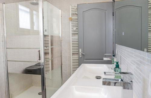 L'Escapade Jaune - Jacuzzi, Wi-Fi, tout équipée - Foto 21