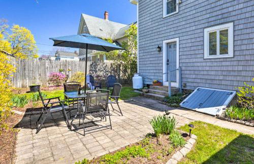 Mystic Refuge with Patio Less Than 1 Mi to Downtown! - Foto 1