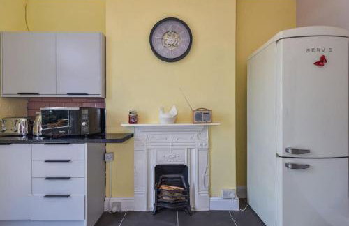 Traditional 3-Bed Property in Pontcanna with Parking - Foto 29