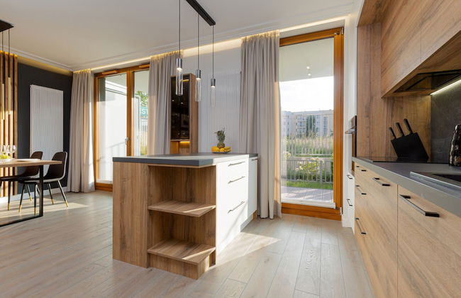 Warsaw Apartment Szajnowicza by Renters - Photo 10