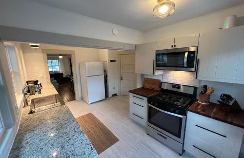 Downtown Williams, walk everywhere, remodeled - Photo 6