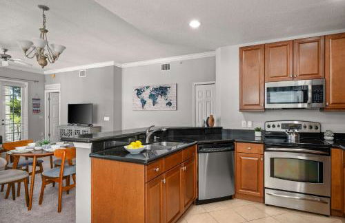 Pool Golf Course view & Reunion 6MI to Disney - Foto 20