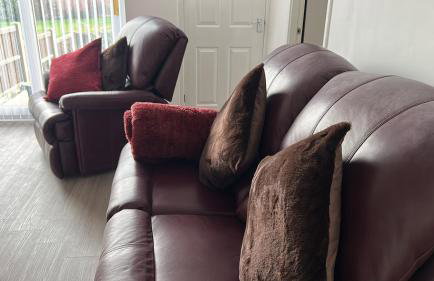 Peaceful 2-Bed Bungalow with Garden & Parking in Bramley Village, Rotherham - Foto 45