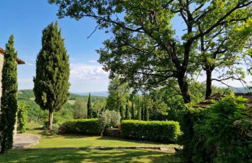 Villa Calcina, Beautiful Tuscan Farmhouse - Photo 10