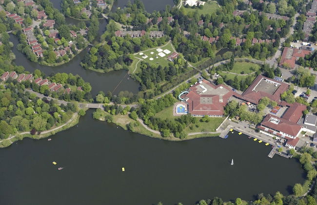 Restyled Bungalow with Dishwasher near Nature Reserve - Photo 33