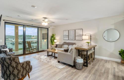 Topsider Experience in the Heart of Osage Beach - Photo 7