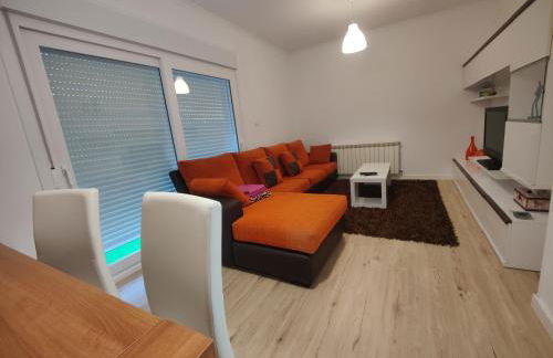 Ático espacioso en zona céntrica - Foto 6