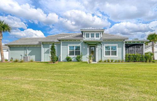 3 Mi to Naples Beach! Couples Resort Getaway - Photo 1