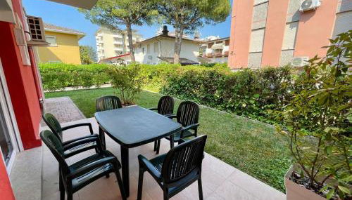 Flat With Private Garden by the sea - Photo 2, Garden, furniture