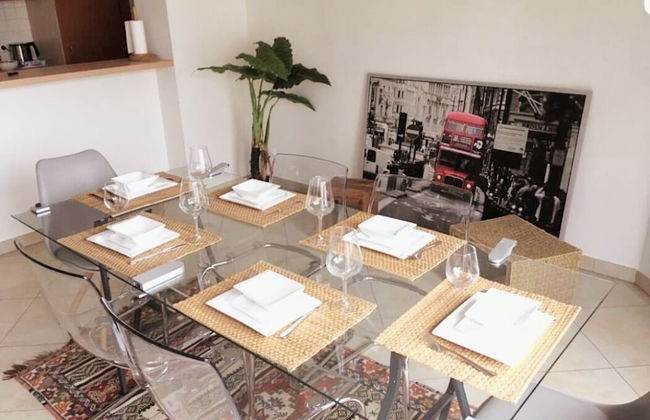 Large Modern Flat 100m2 in City Center - Parking - Foto 6