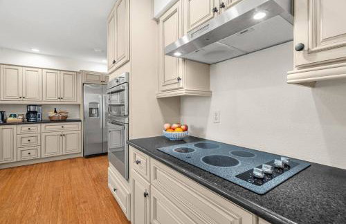 Casa Coral Vista | Heated Pool, Spa, Mins to Beach - Foto 42