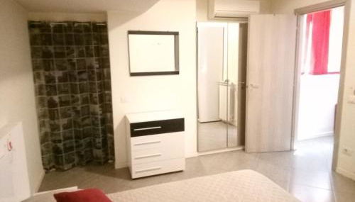 Aquarius Rome Apartments - Photo 3