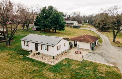 Grandma's Place - Steps from Downtown Sugarcreek - Foto 17