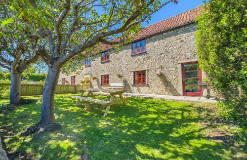 Seaside-Dog Friendly-Country Cottage-w log burner - Foto 1