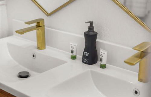 Modern Cactus Home - Luxe with Spa-baths Pool & Firepit - Foto 37