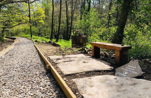 The Old Mill Holiday Cottages, Nr Mold - Foto 36