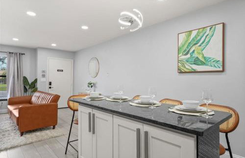 Modern Escape Near Lake Eola and Downtown Orlando - Foto 12