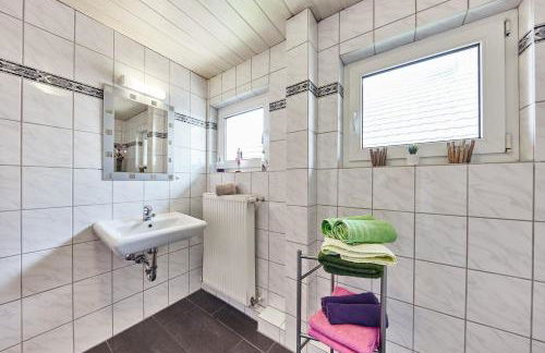 Ferienwohnung Urlaubsglück - Balkon und Parkplätze inklusive nur 5 Fahrminuten vom Europa-Park - Foto 11